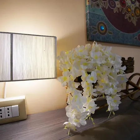 Golden Dreams Bed & Breakfast *