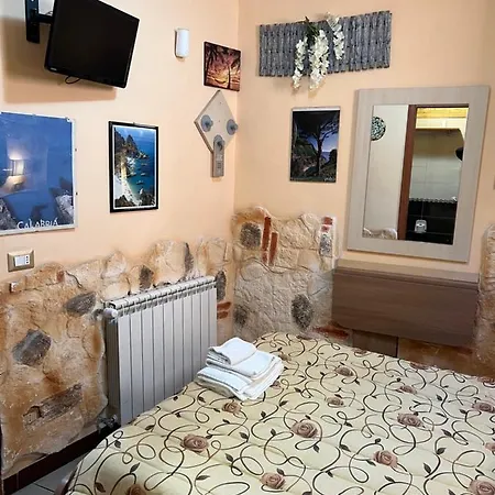 Golden Dreams 3*