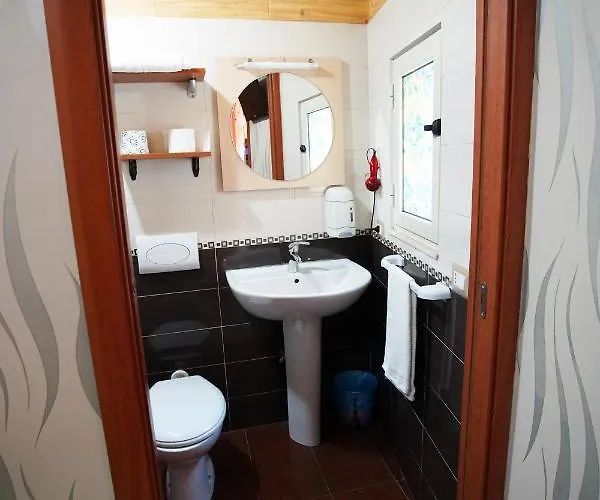 Golden Dreams Bed & Breakfast