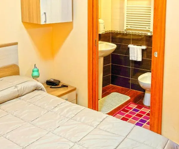 Golden Dreams B&B 4*